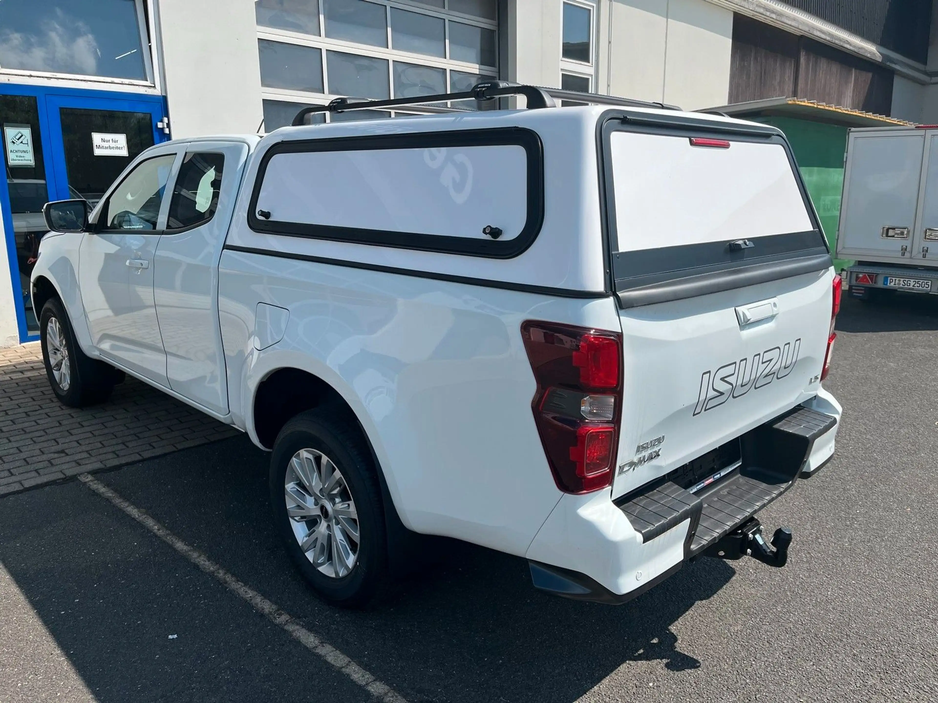 Isuzu D-Max Space Cab LS AT + Hardtop +SOFORT+ — photo 9