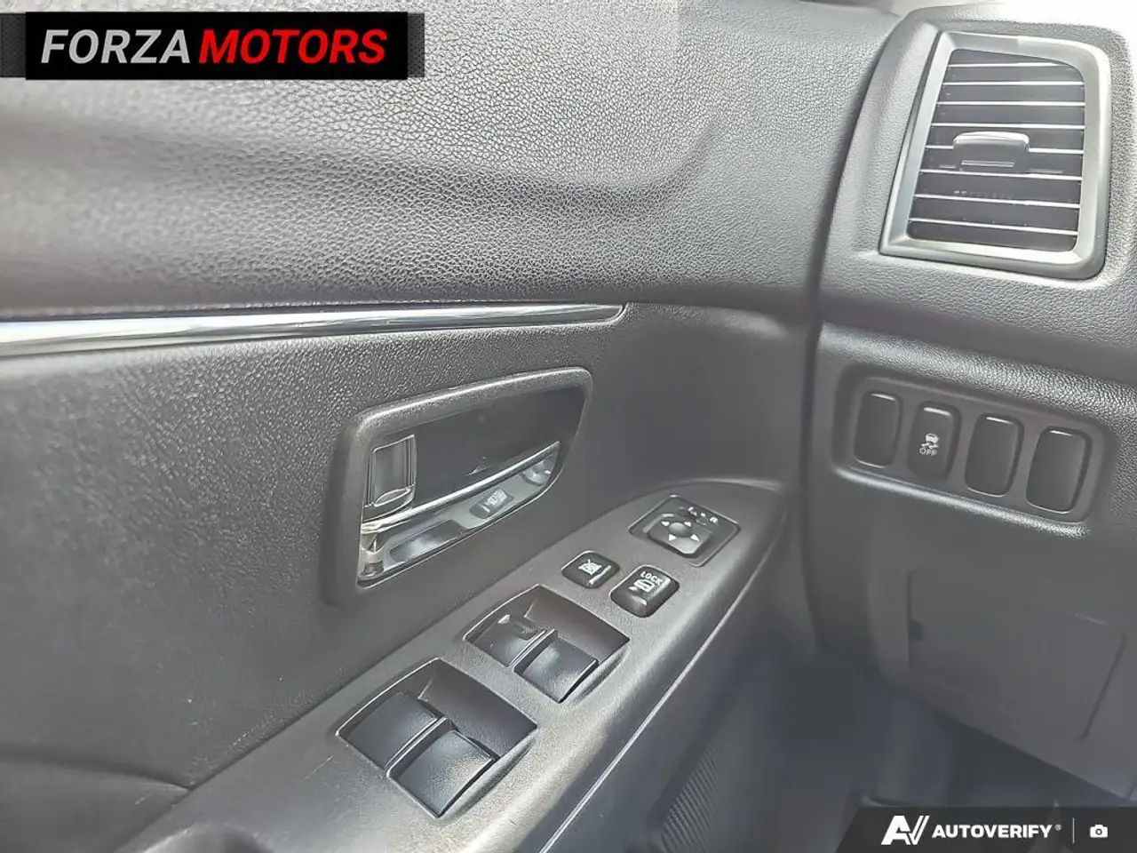 Mitsubishi RVR photo Mitsubishi RVR