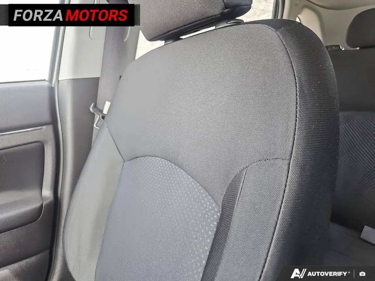 Mitsubishi RVR photo Mitsubishi RVR