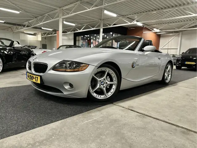 BMW Z4 [E85] 2.2i Roadster Executive l Sportonderstel l H