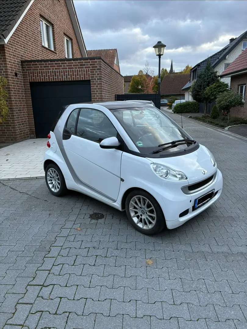 smart forTwo Micro Hybrid Drive 52kW (451.380) Grau - 1
