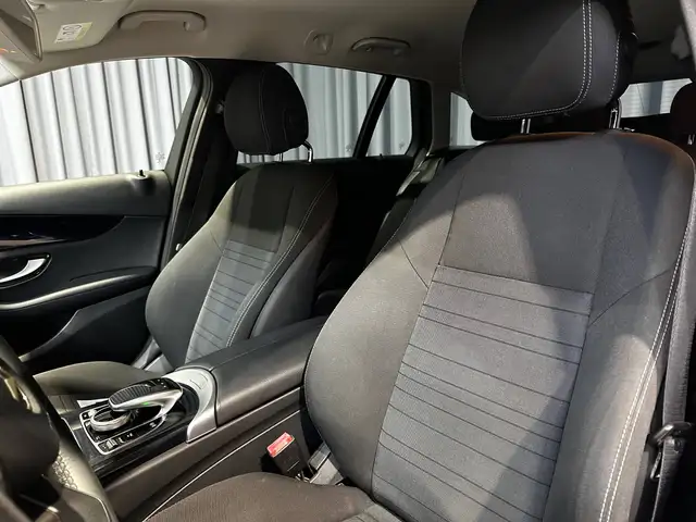 Mercedes-Benz C view 26