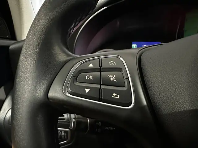 Mercedes-Benz C view 16