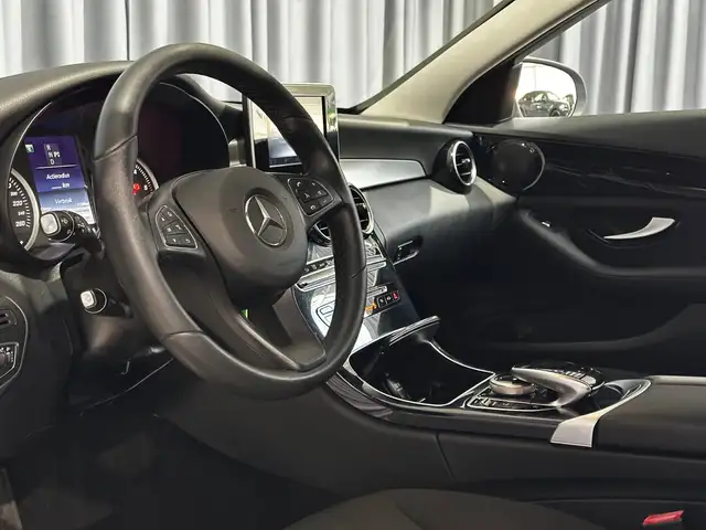 Mercedes-Benz C view 19