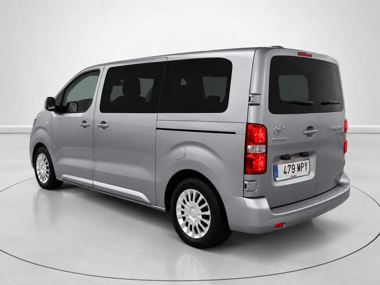 2024 Toyota Proace Shuttle L1 2.0D 8pl. VX 145, photograph 5