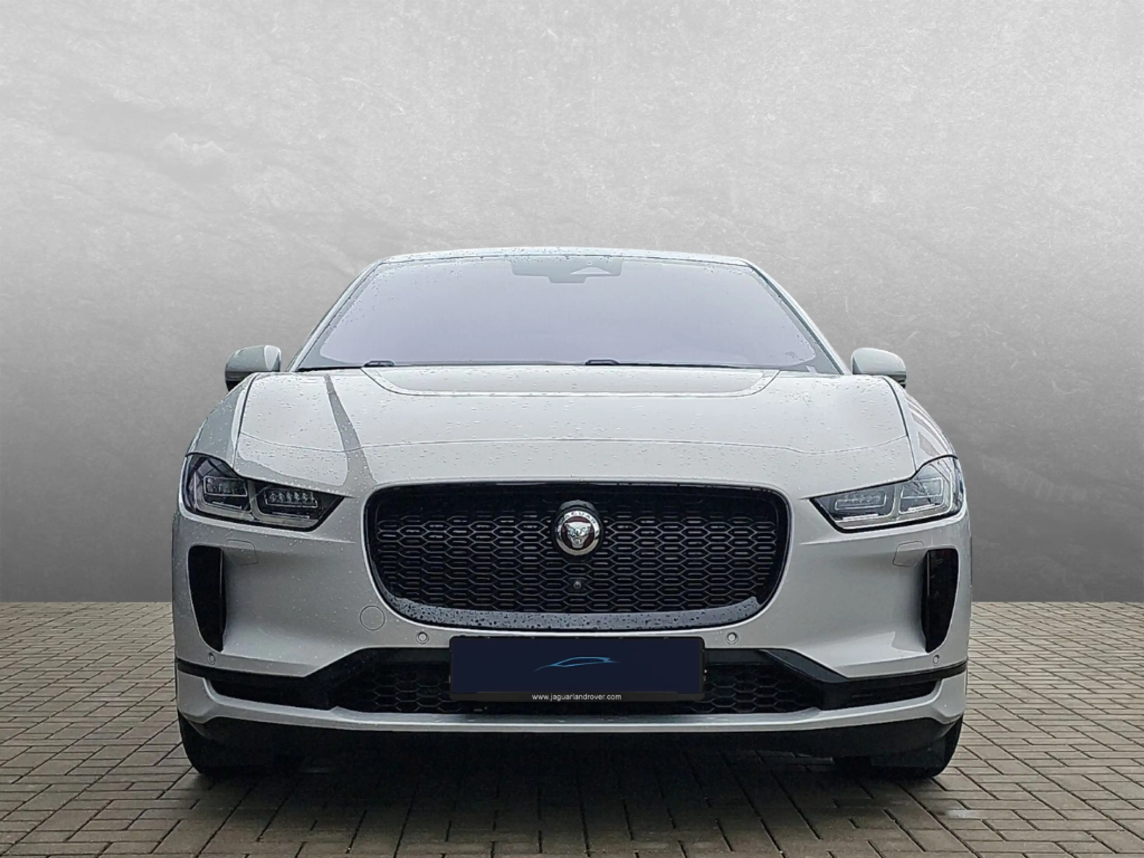 Jaguar I-Pace EV400 S — photo 9