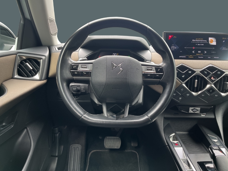 DS Automobiles DS 3 Crossback So Chic HUD Navi Leder Digitales Cockpit LED Blend — photo 10