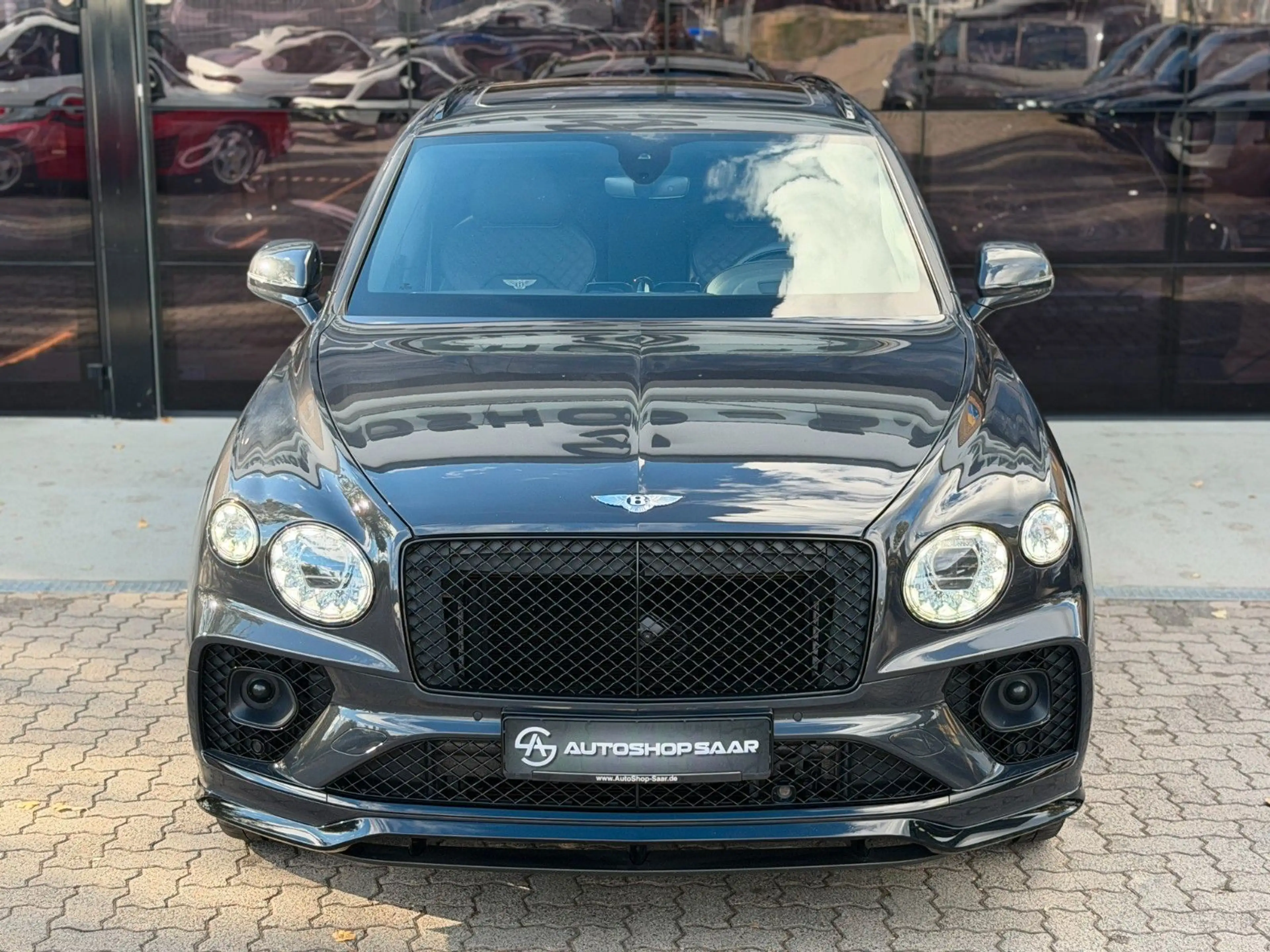 Bentley Bentayga 3.0 Hybrid 4WD Autom.*22"LM*PANO*360° — photo 9