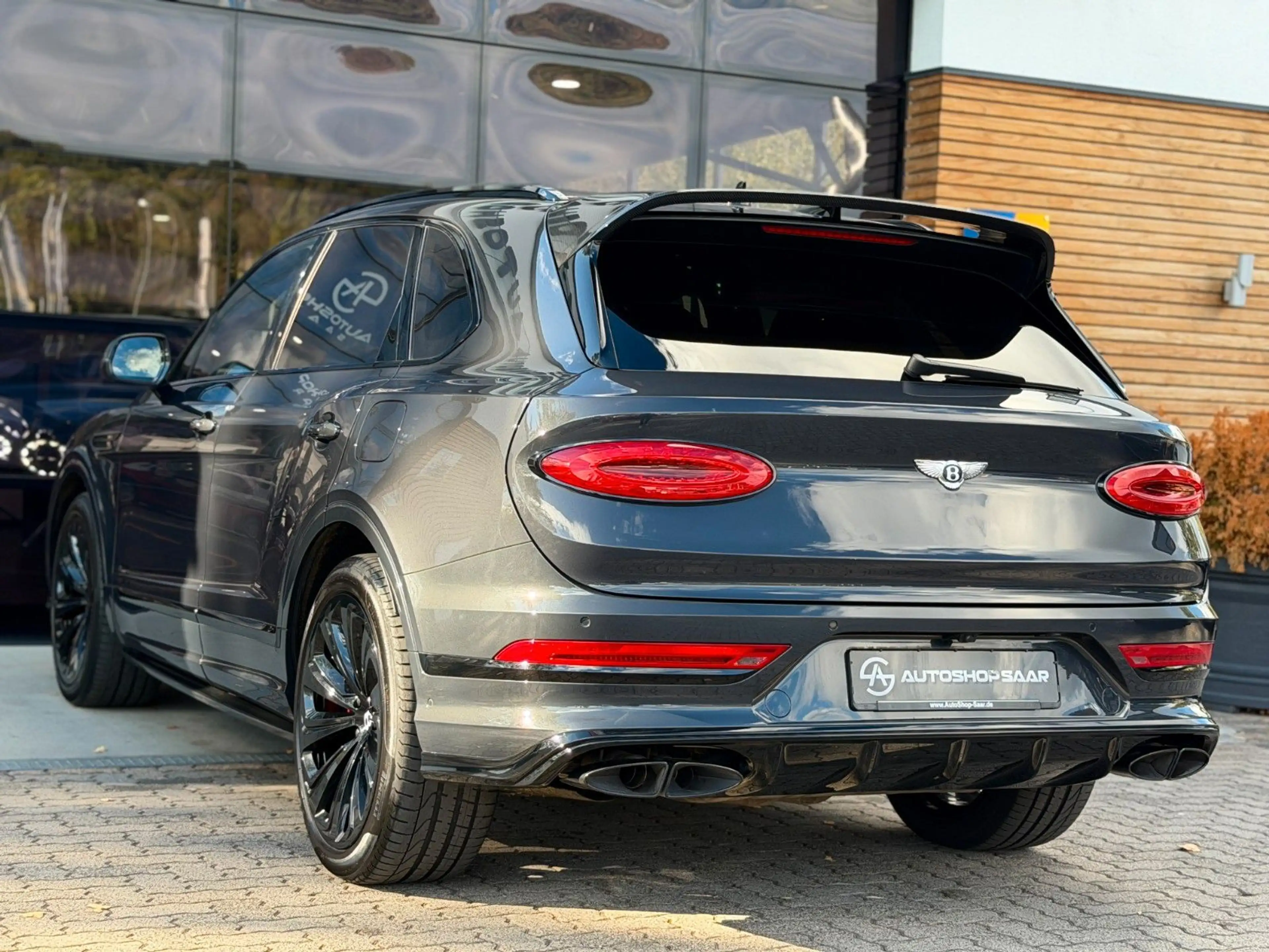 Bentley Bentayga 3.0 Hybrid 4WD Autom.*22"LM*PANO*360° — photo 14