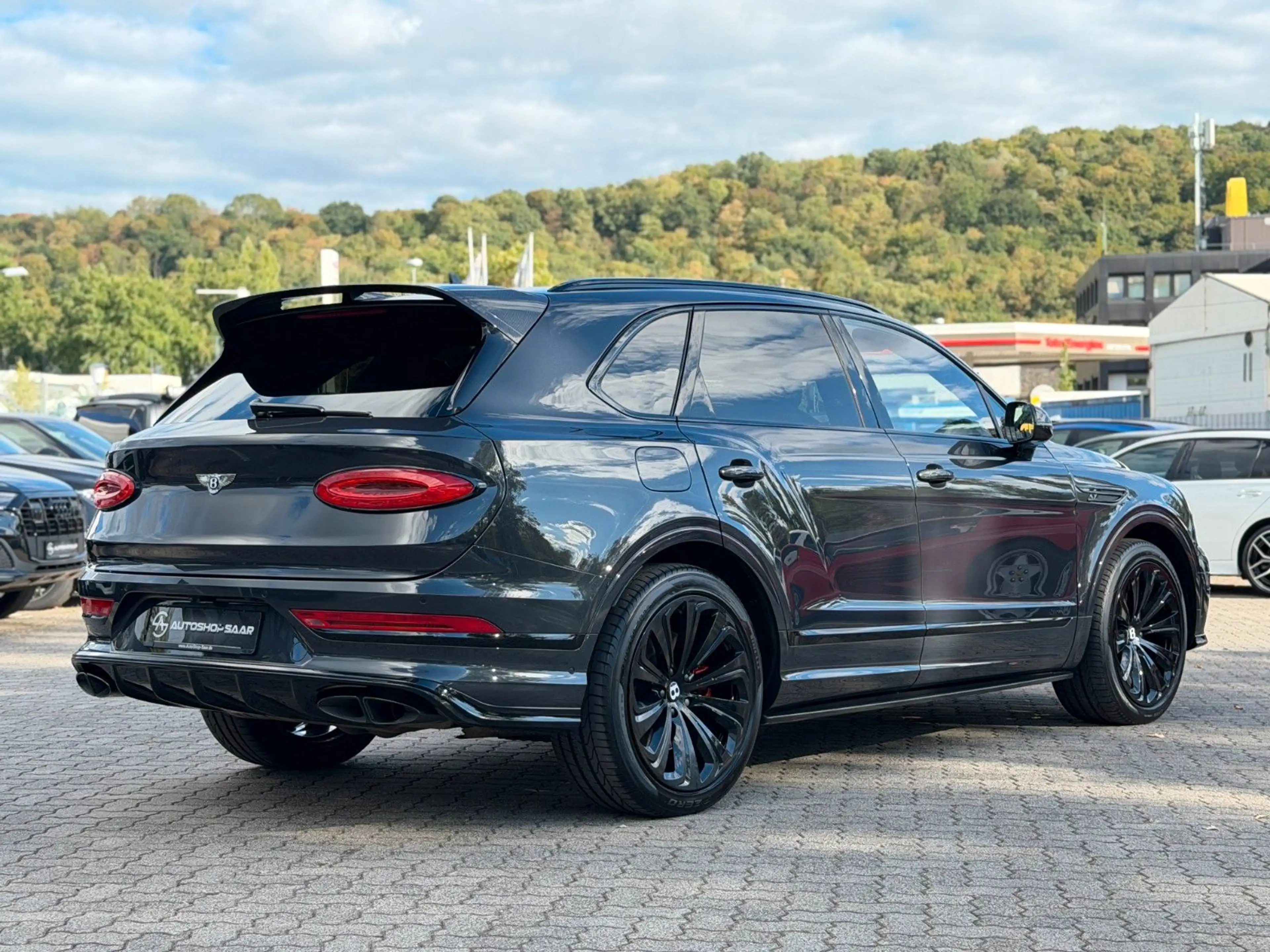 Bentley Bentayga 3.0 Hybrid 4WD Autom.*22"LM*PANO*360° — photo 5