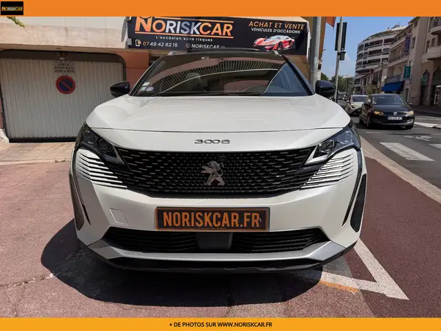 Peugeot 3008 view 5
