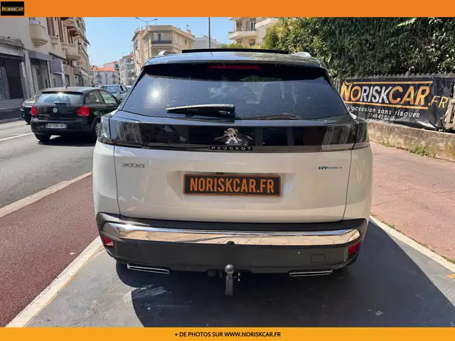 Peugeot 3008 view 6