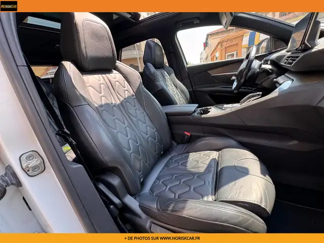 Peugeot 3008 view 8