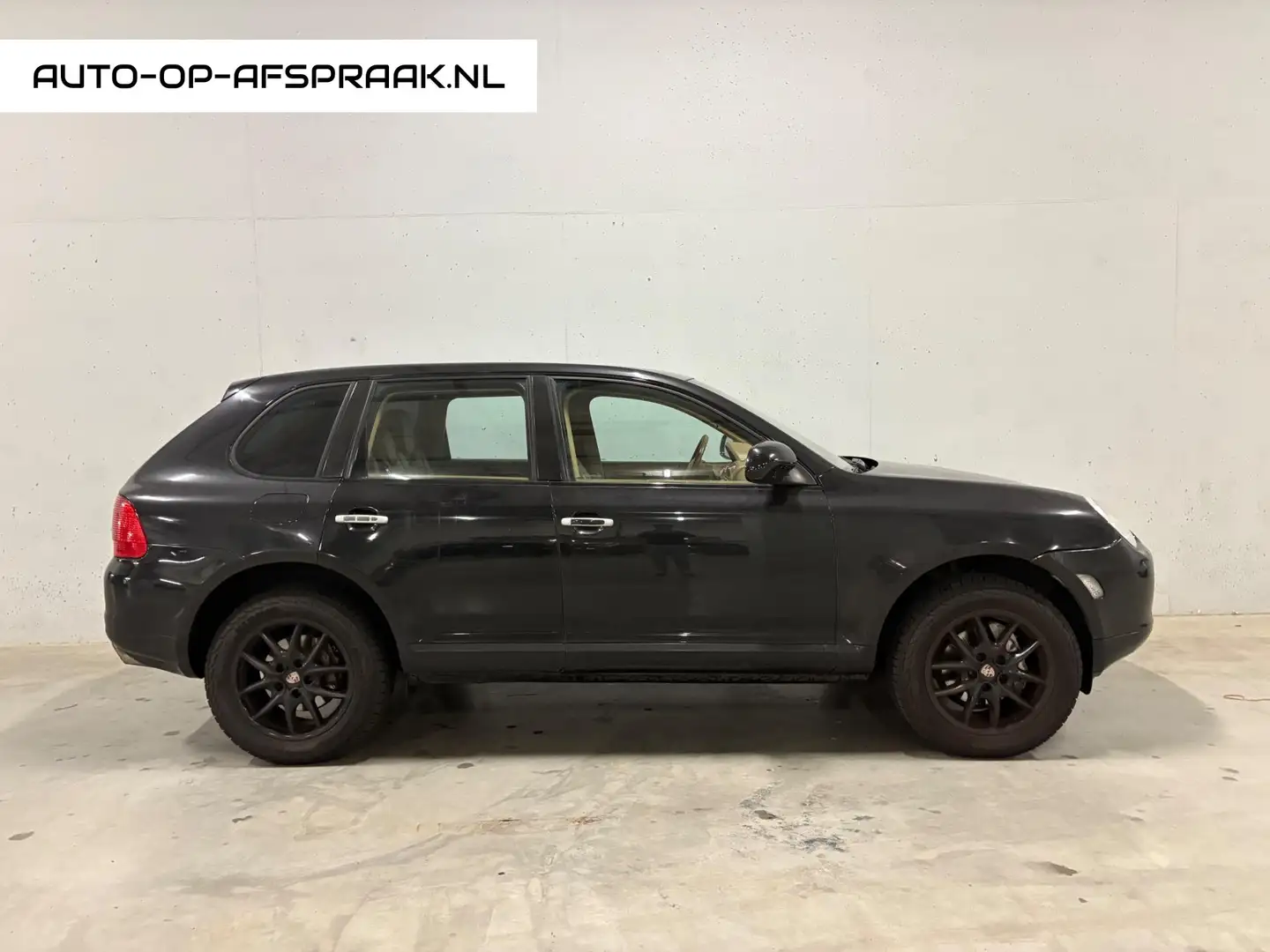 Porsche Cayenne 3.2 Leer Navi Luchtvering Black - 1