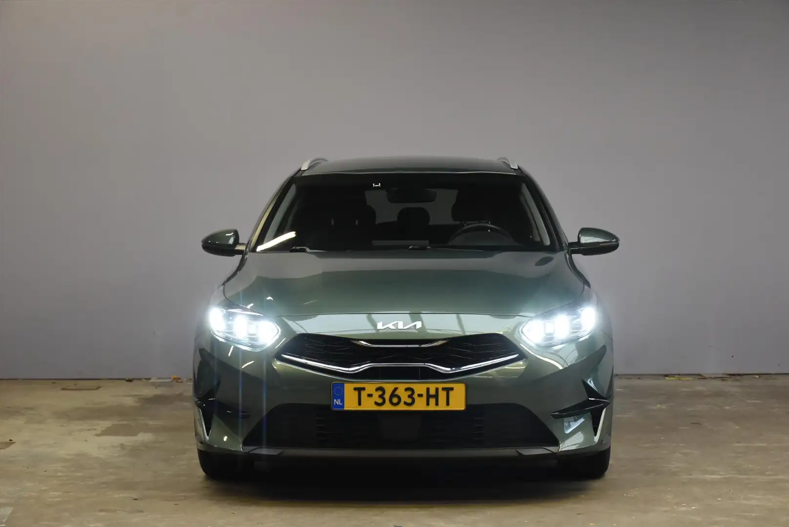 Kia Ceed SW / cee'd SW 1.0 T-GDi 120pk MHEV DCT7 DynamicPlusLine AUTOMAAT Groen - 2