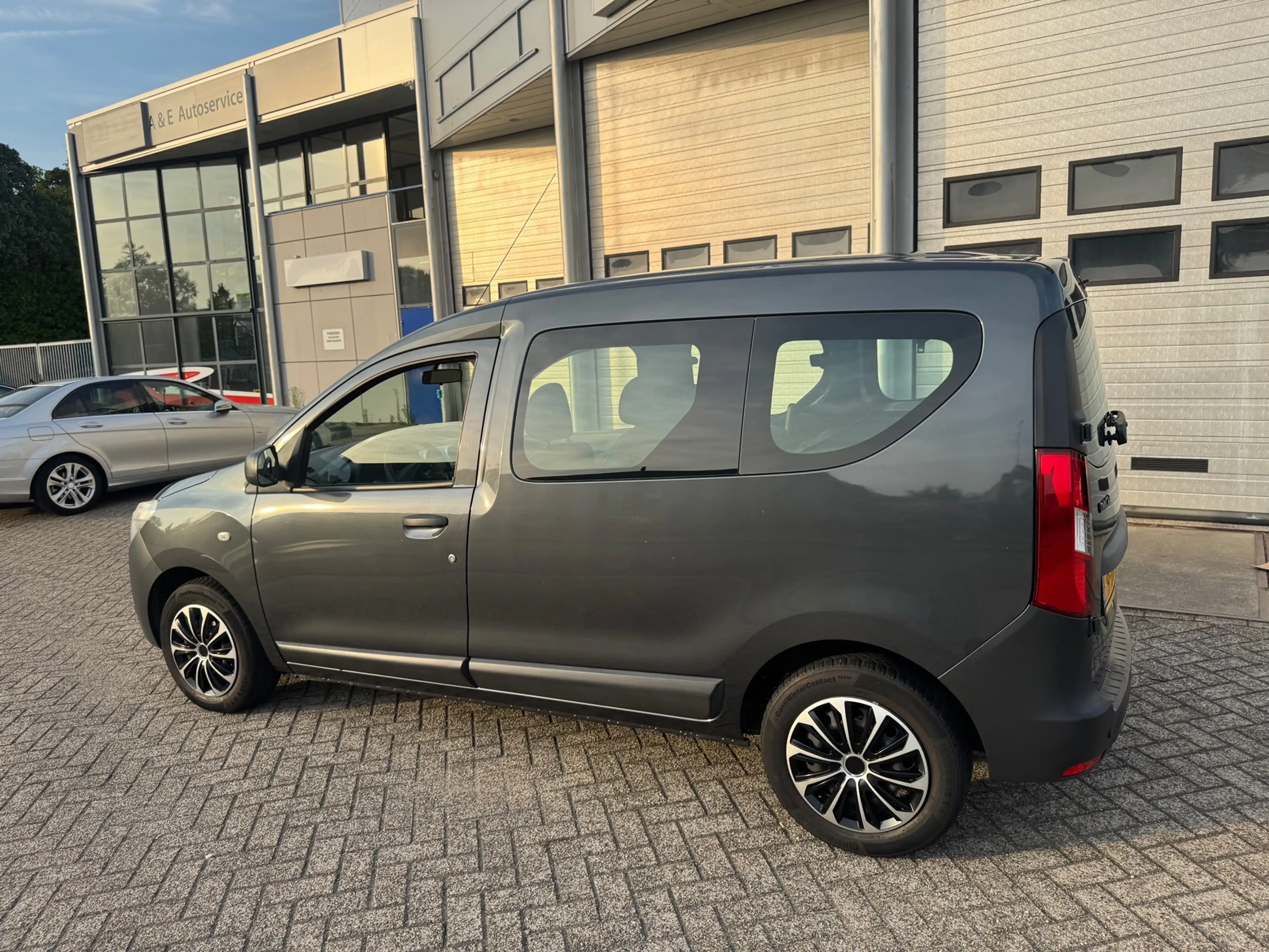 Dacia Dokker 1.2 TCe Ambiance Airco, Trekhaak,1e Eig — photo 15