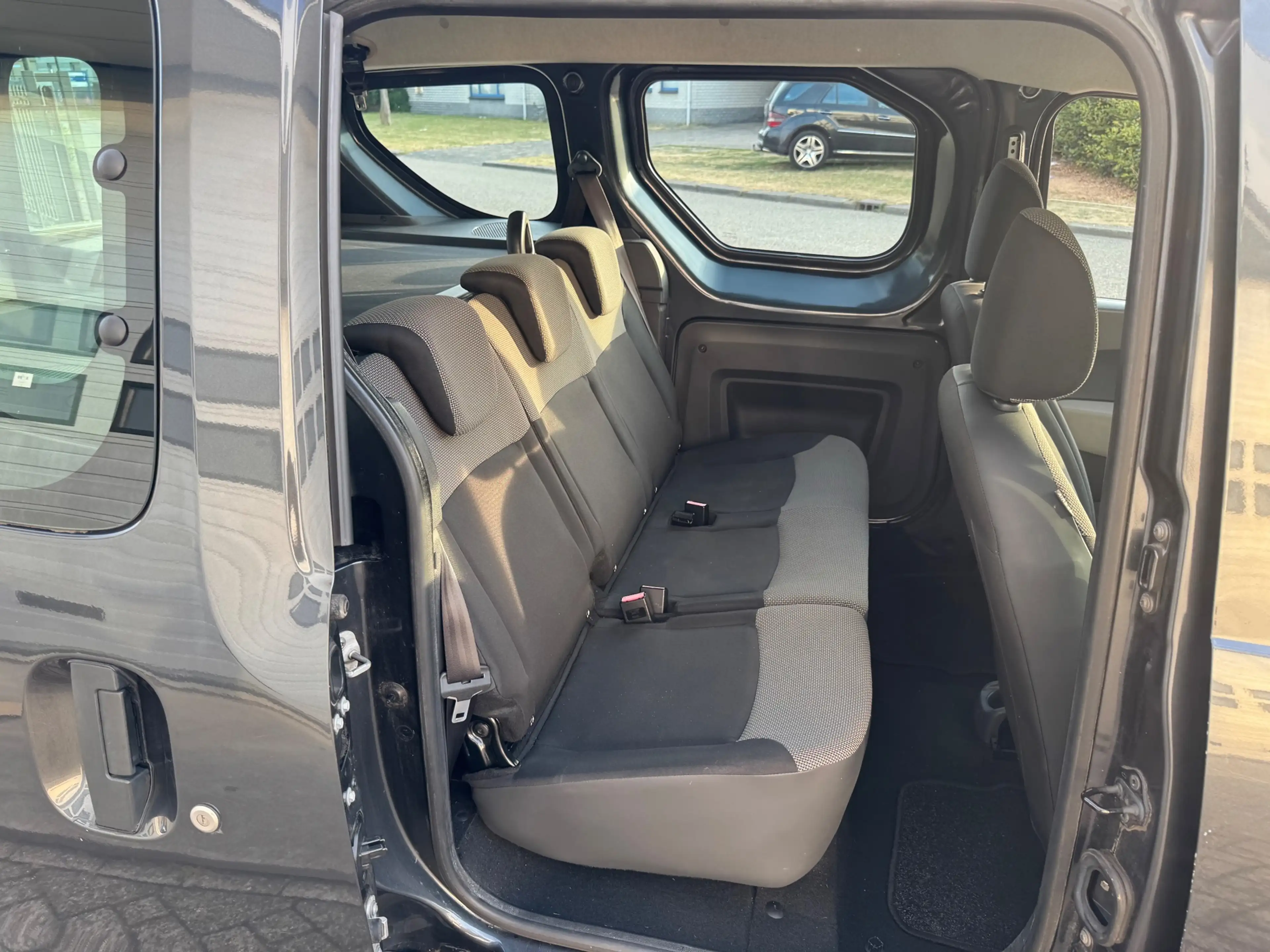 Dacia Dokker 1.2 TCe Ambiance Airco, Trekhaak,1e Eig — photo 11