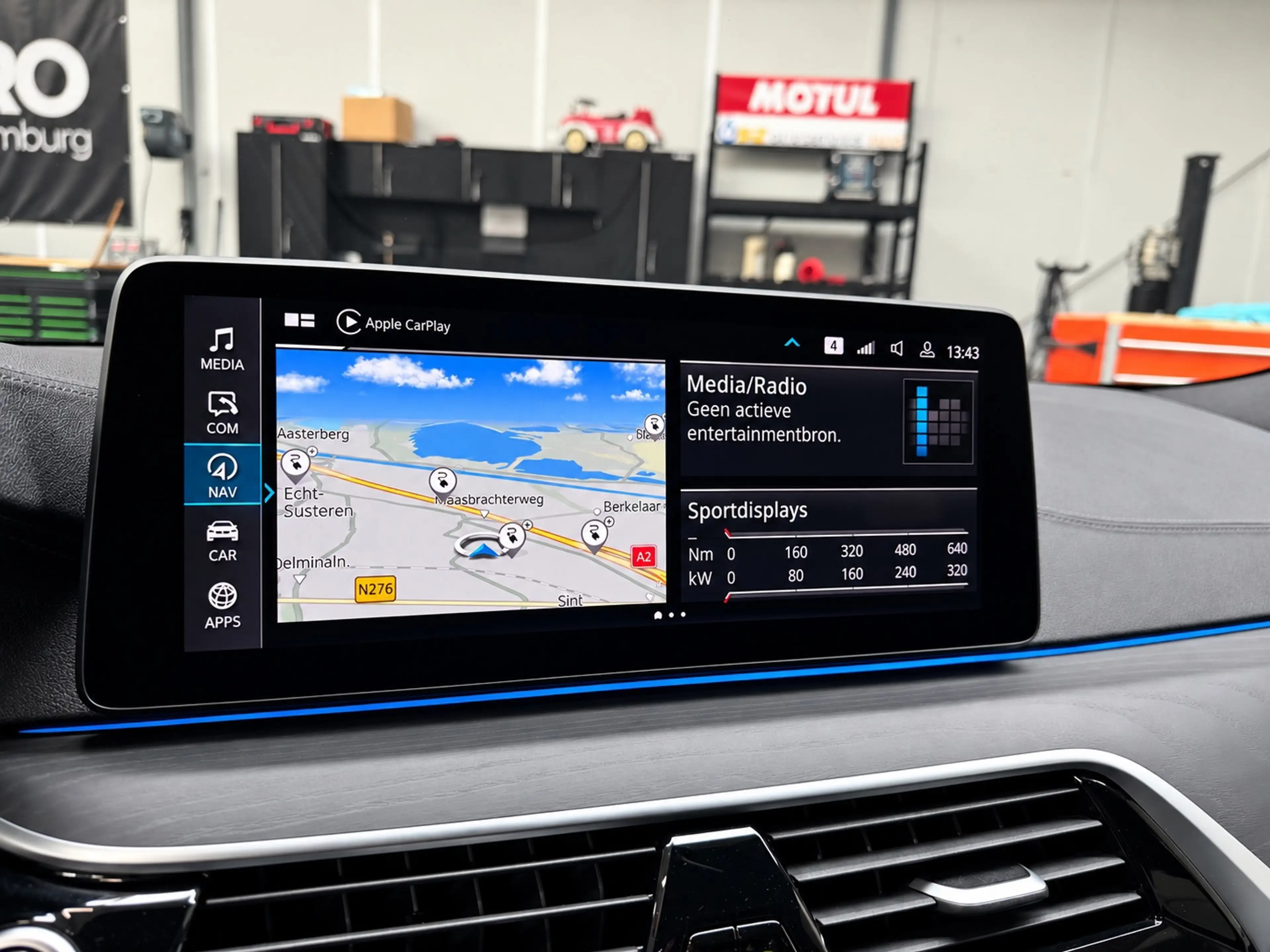 BMW 545 5-serie 545e xDrive M-sport Business Edition Plus — photo 28