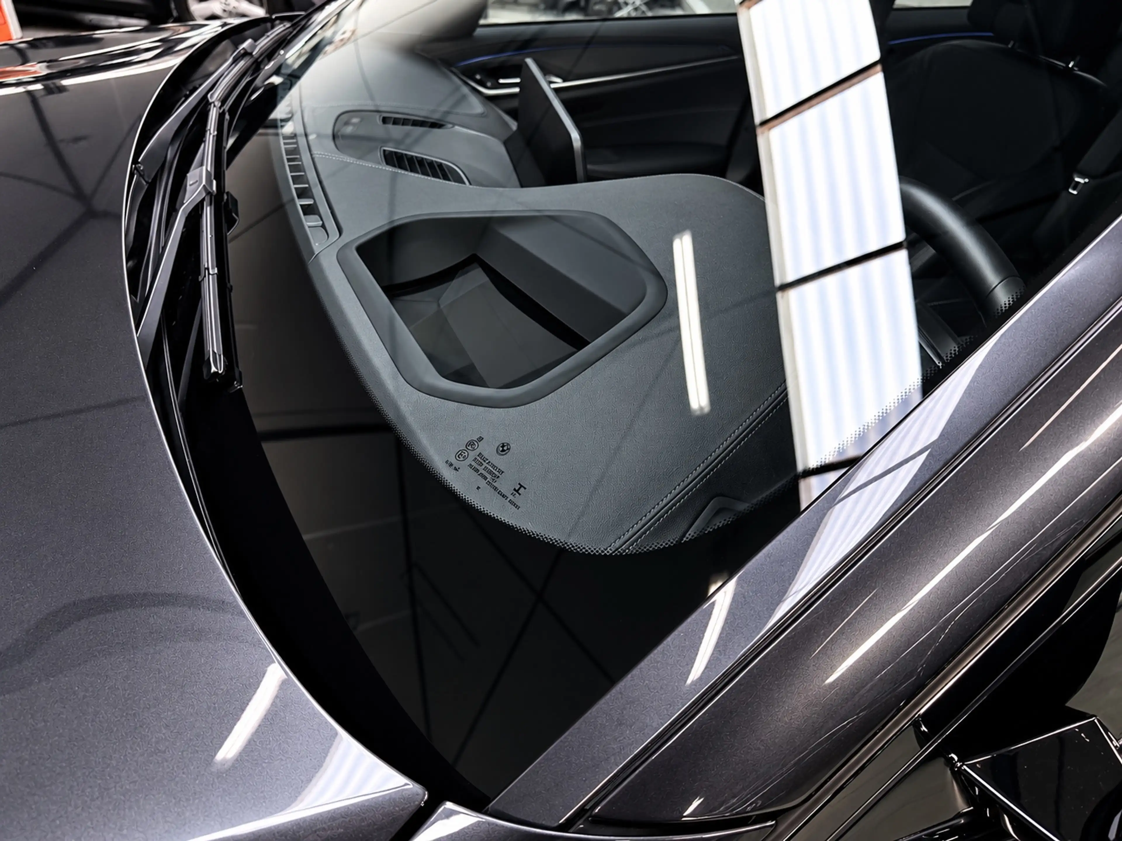 BMW 545 5-serie 545e xDrive M-sport Business Edition Plus — photo 14