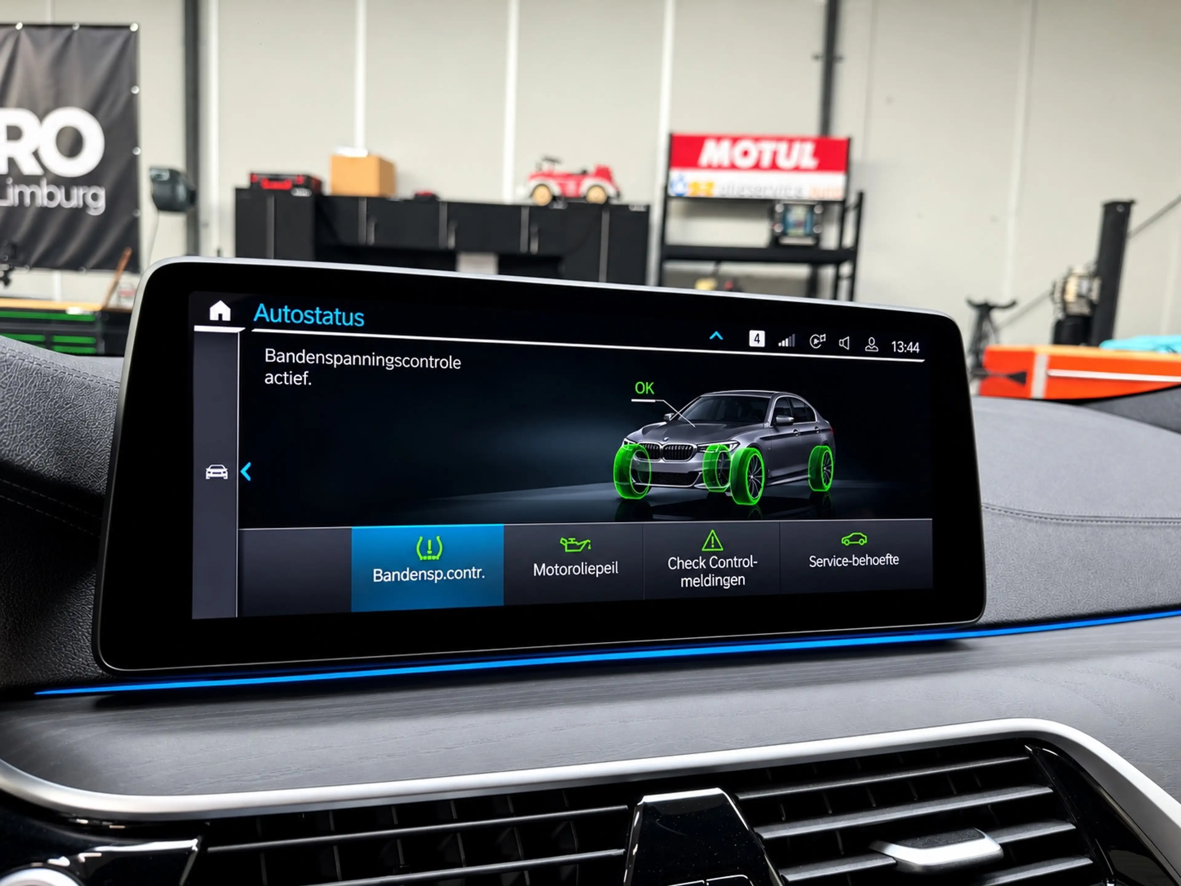 BMW 545 5-serie 545e xDrive M-sport Business Edition Plus — photo 30