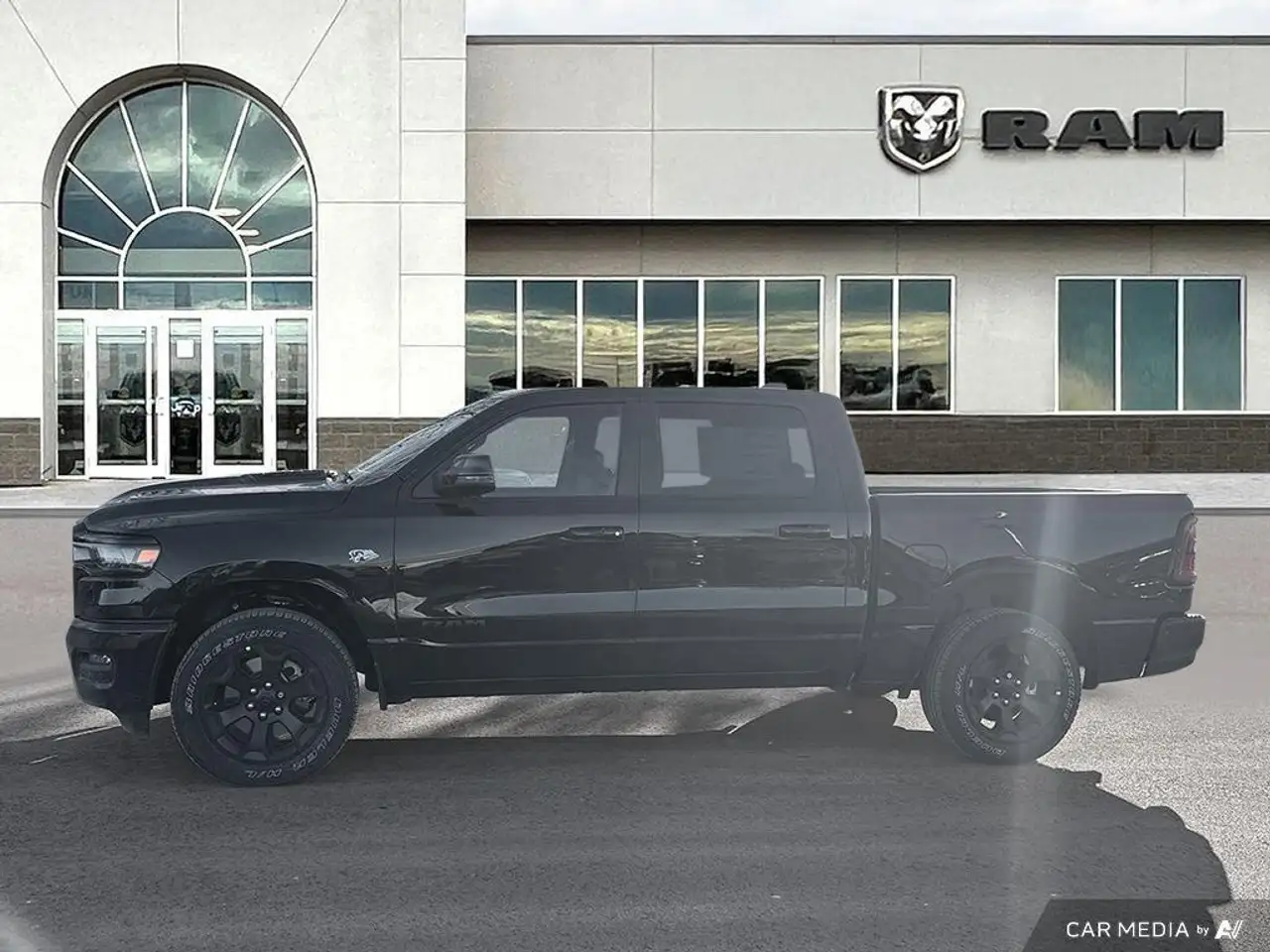 RAM 1500 снимка RAM 1500