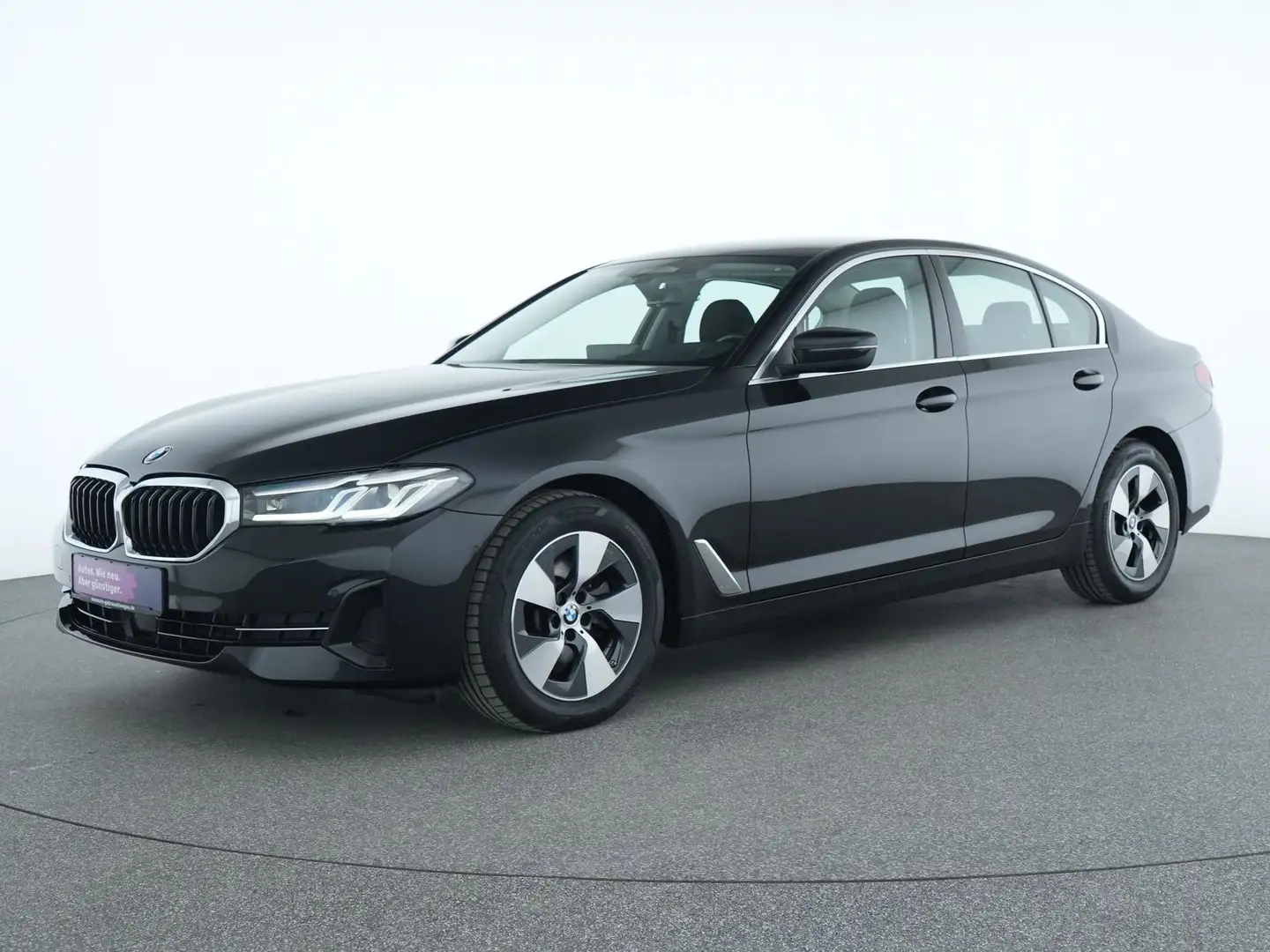 BMW 520 d xDrive Standheizung|Kamera|MATRIX-LED|Navi Zwart - 2