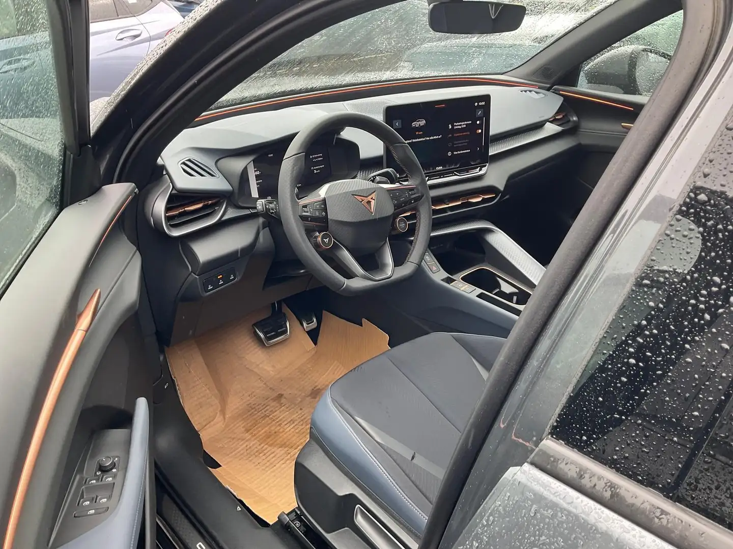 CUPRA Terramar 2.0 TSI 150 kW 4Drive DSG 4Drive, Standheizung,... Grijs - 1