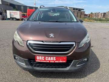 PEUGEOT 2008 1.2i BENZINE ALLURE NAVI CRUISE GARANTIE