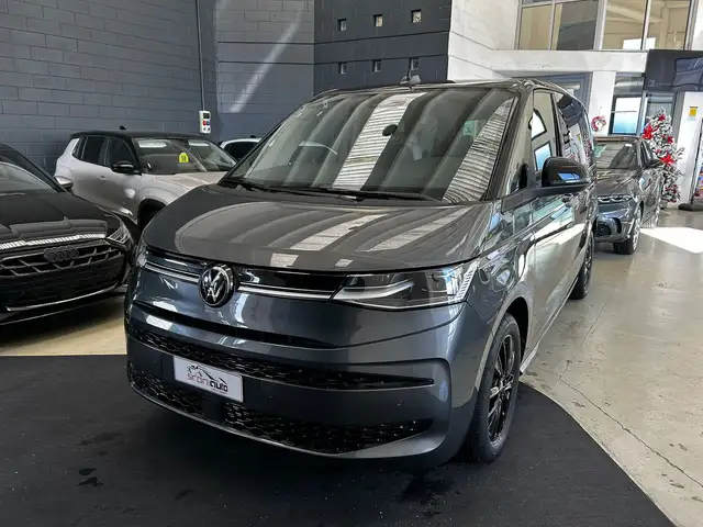 Volkswagen T7 Multivan Multivan 1.5 PHEV DSG 4Motion Edition