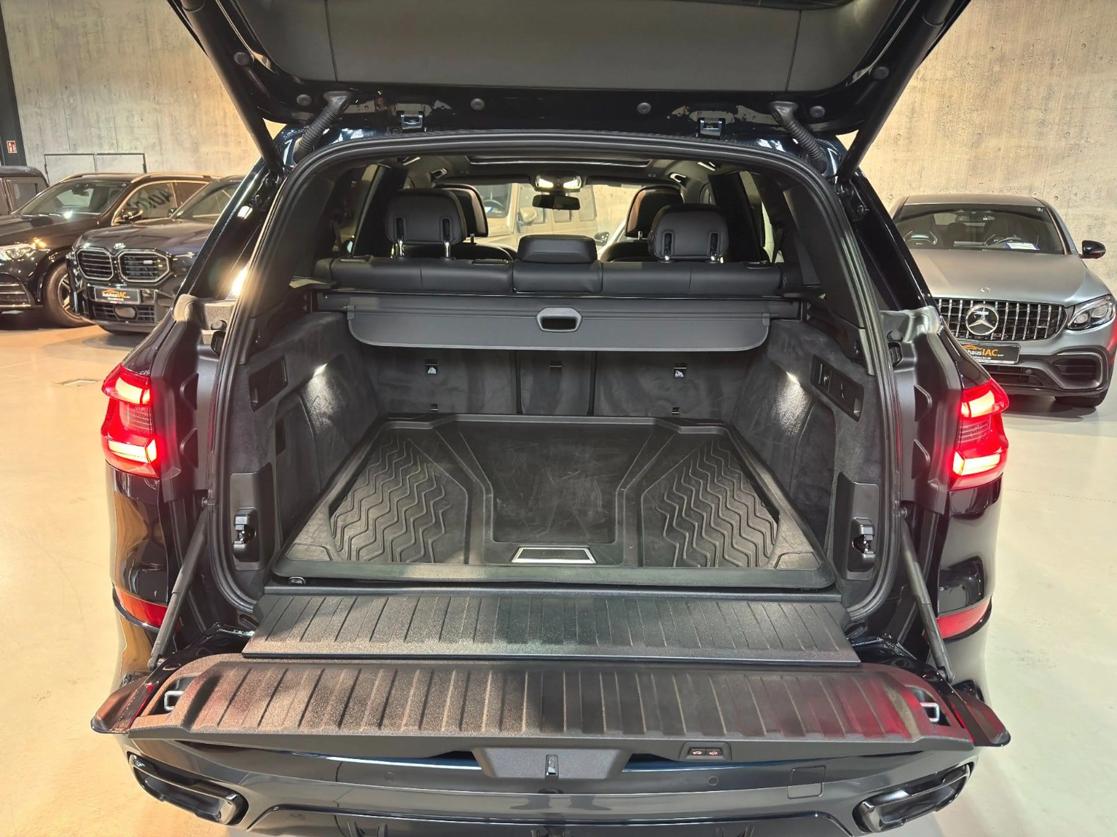 BMW X5 xDrive/40/d/M/Sport/PANO/LED/AHK/360*/ACC — photo 6