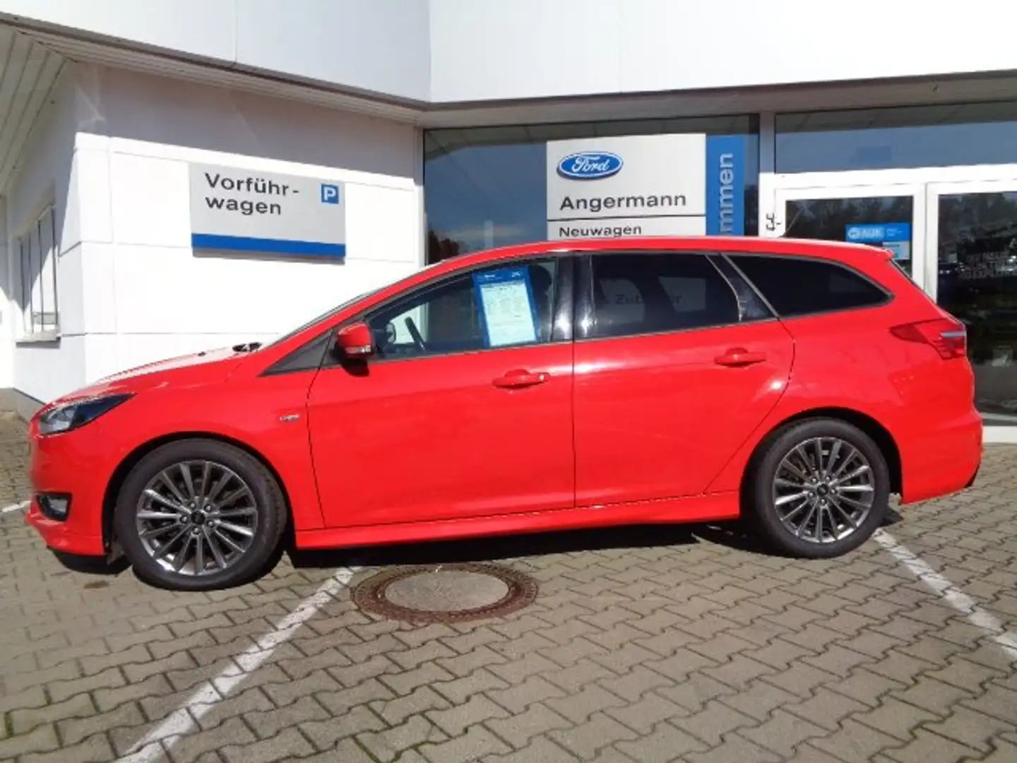 Ford Focus 1.0 Ecoboost Turnier ST-Line Rot - 2