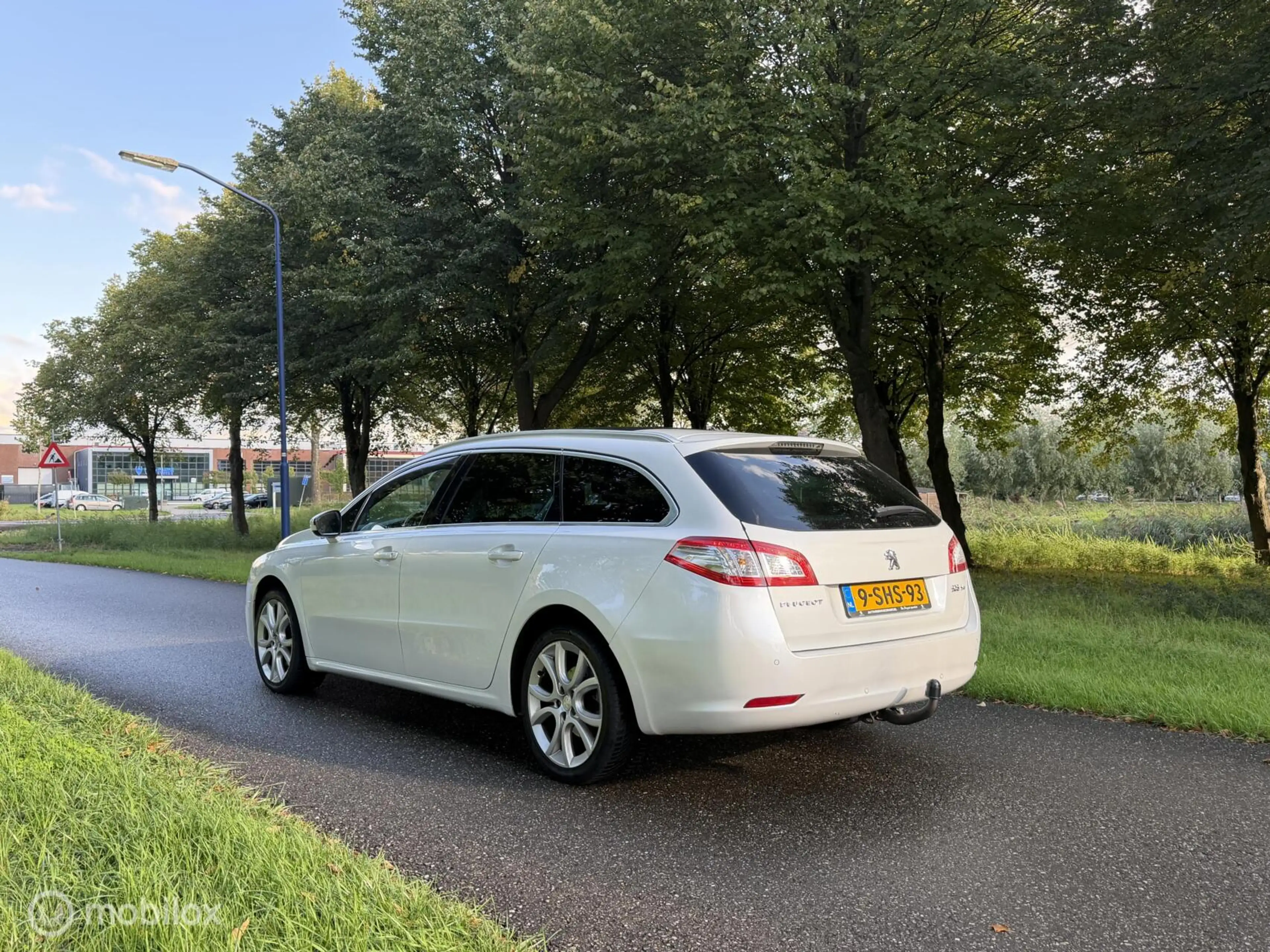 Peugeot 508 SW 1.6 THP Allure*FULL OPTION*NEW APK 10/27*NAP — photo 2