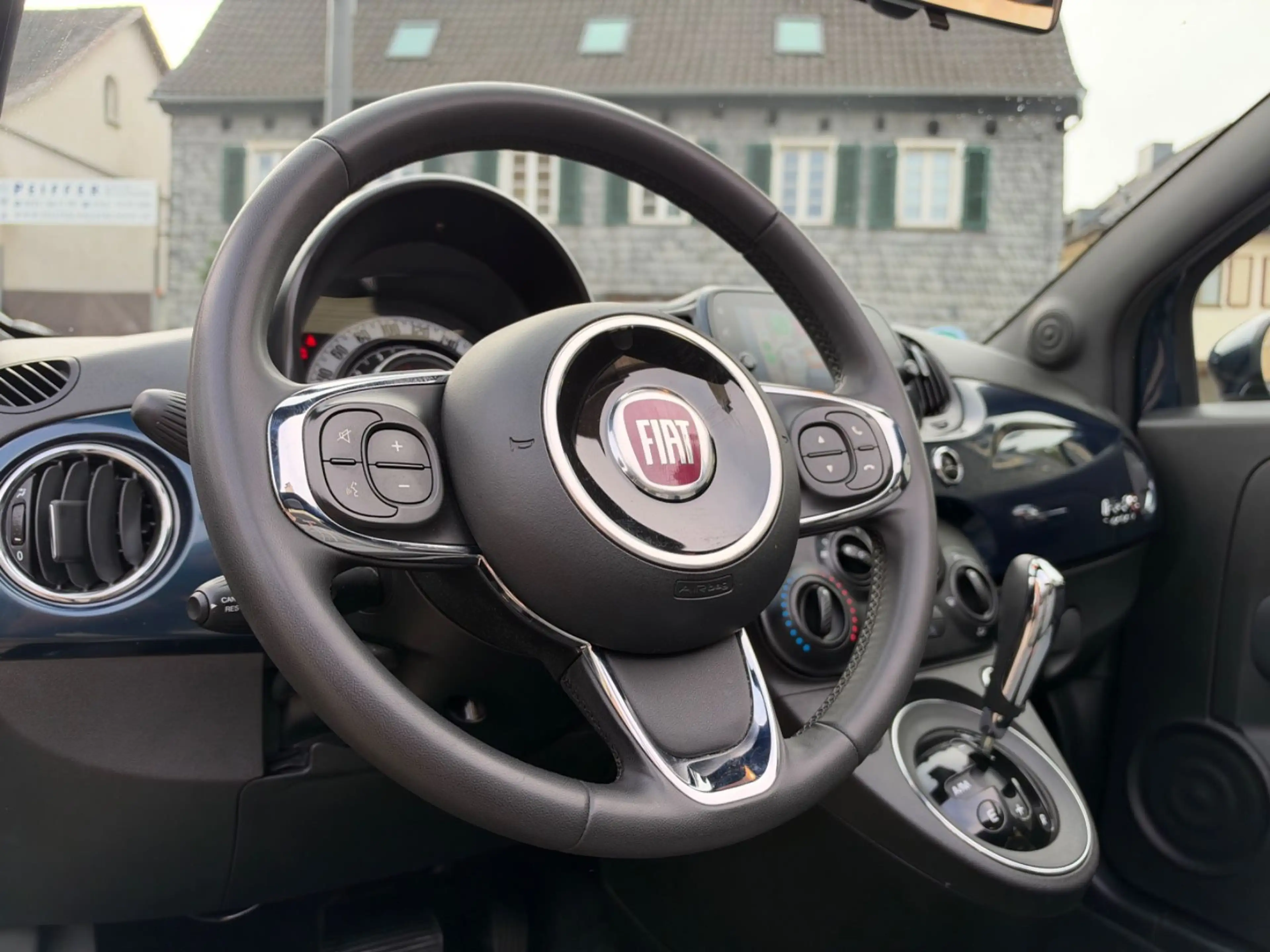 Fiat 500C Lounge Automatik*Zahnriemen Neu*24.000KM — photo 18