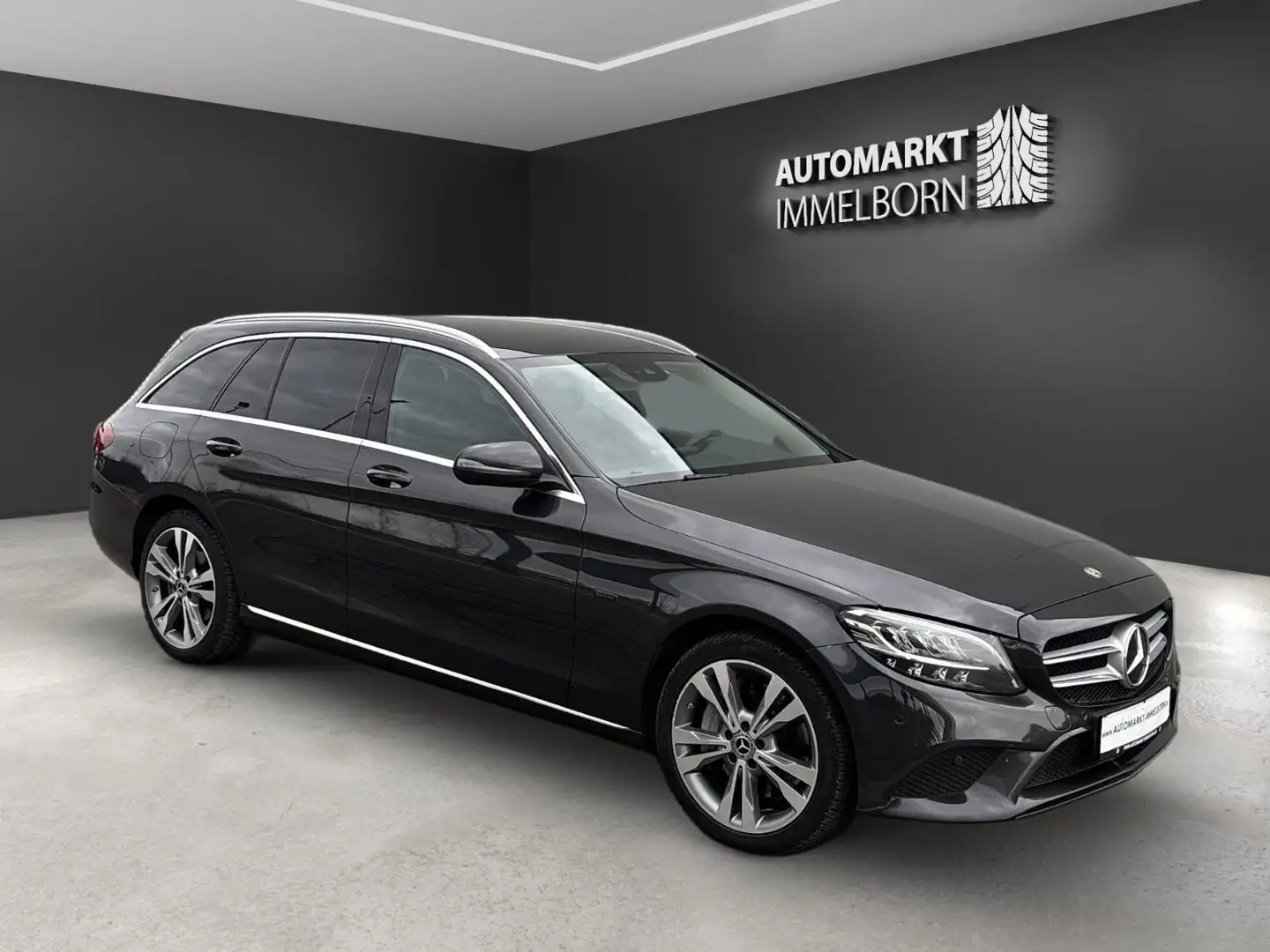 Mercedes-Benz C 300 T de  AHK*DISTRO*Kamera*LED*Navi*DAB*18 Grau - 1
