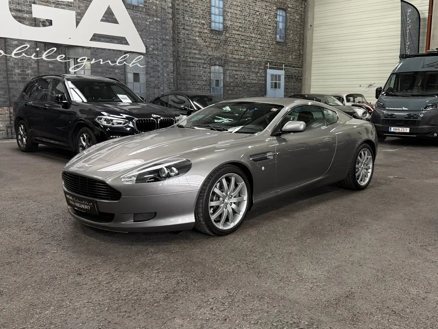 Aston Martin DB9 DB9 Touchtronic II Grau - 2