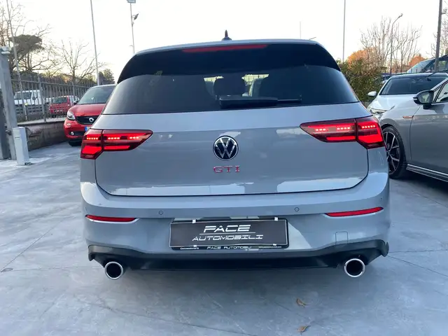 Volkswagen Golf view 13
