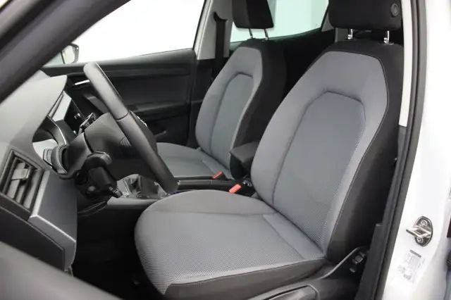 Seat Arona view 11