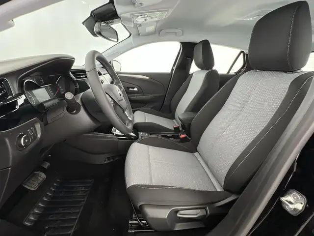 Opel Corsa view 9