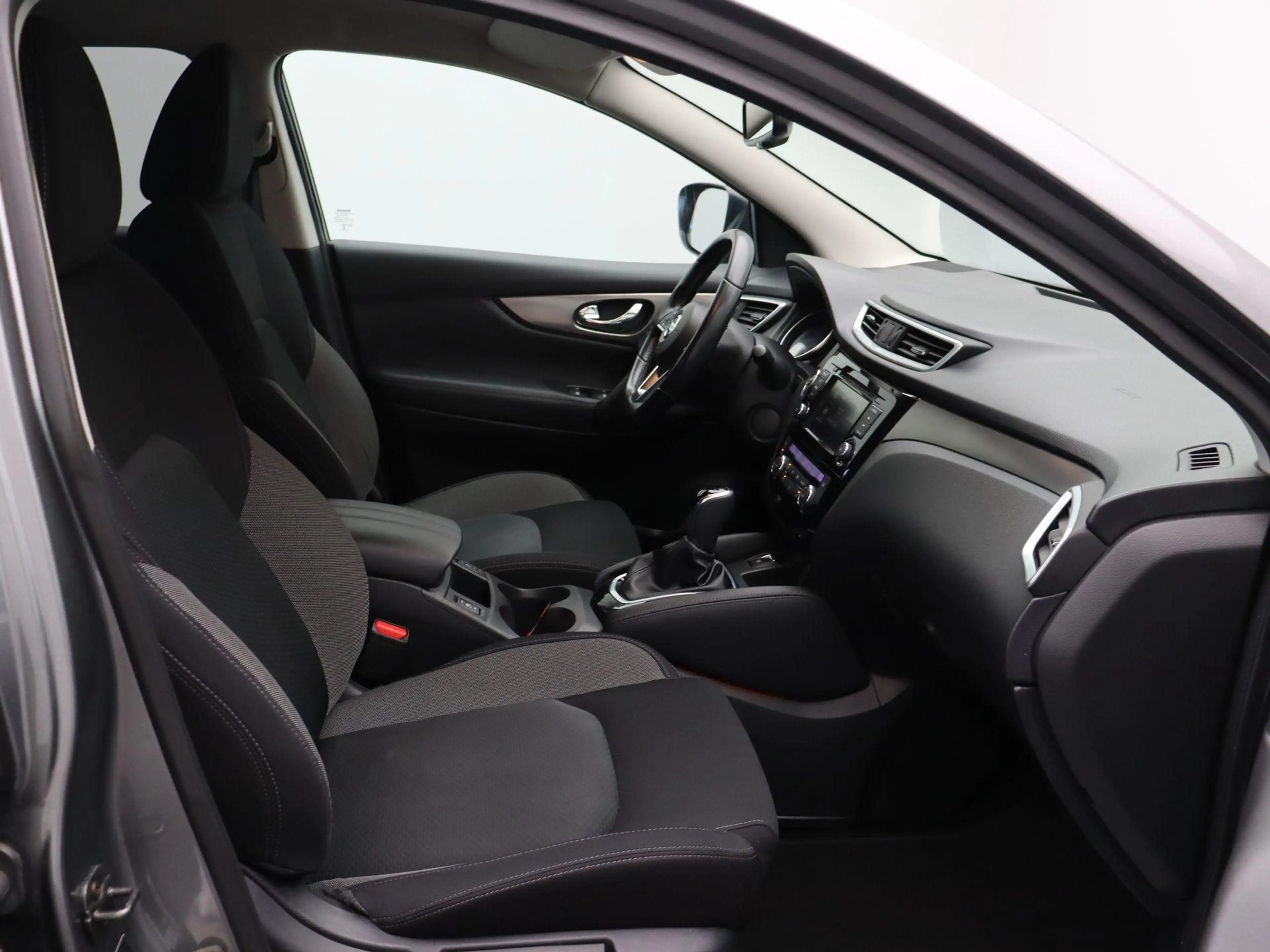 Nissan Qashqai 158pk DIG-T N-Connecta | Stoelverwarming | 360 Cam — photo 14