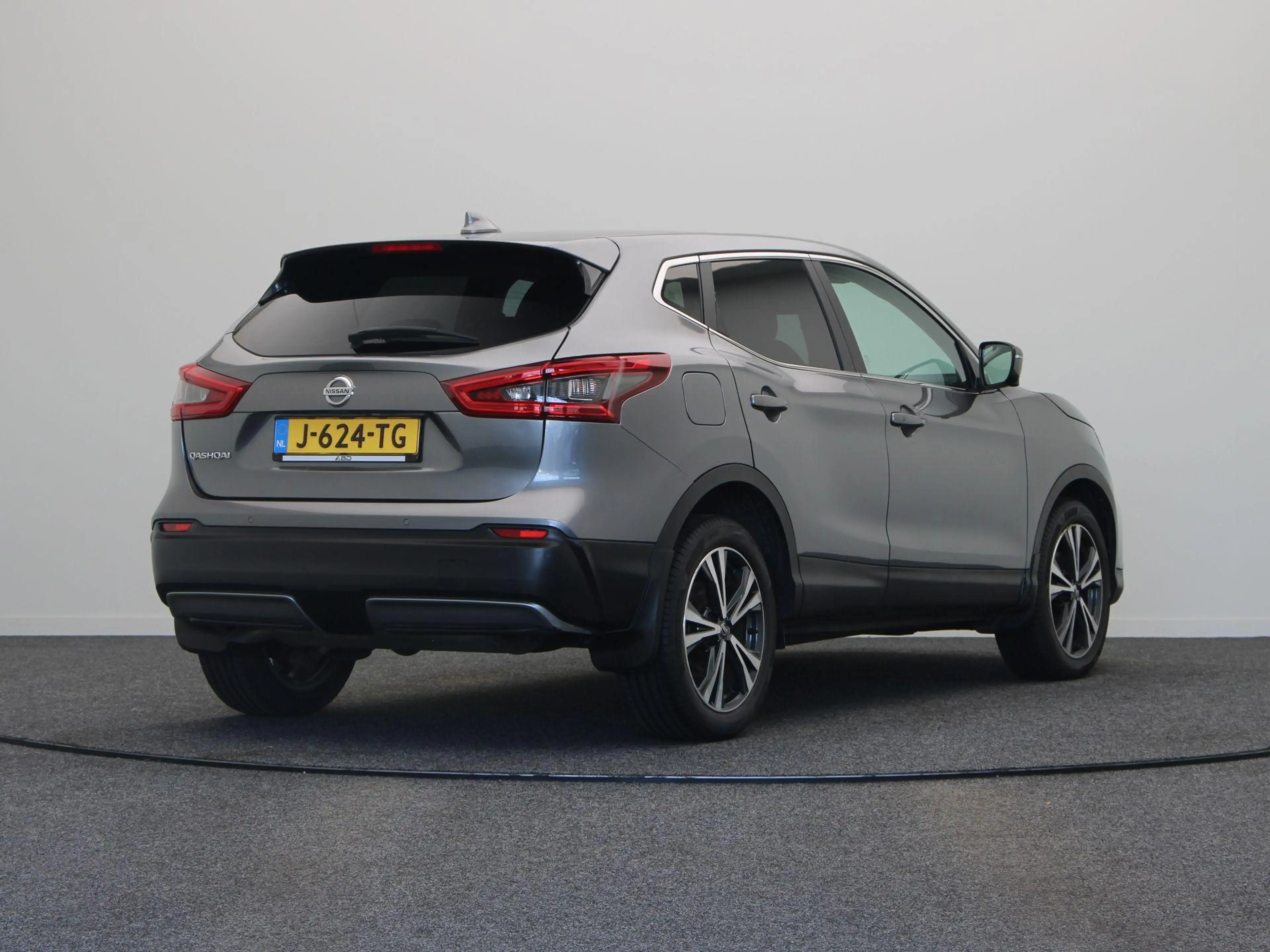 Nissan Qashqai 158pk DIG-T N-Connecta | Stoelverwarming | 360 Cam — photo 11