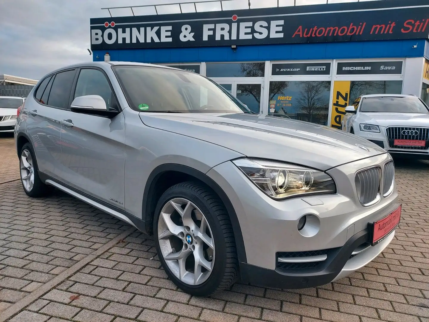 BMW X1 18 d xDrive Xenon Navi Leder AHK Argent - 1