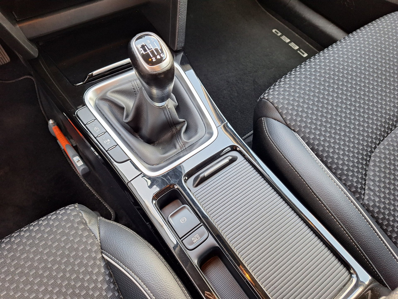 Kia Ceed SW / cee'd SW Sportswagon 1.0 T-GDi DynamicPlusLine DEALER OH — photo 15