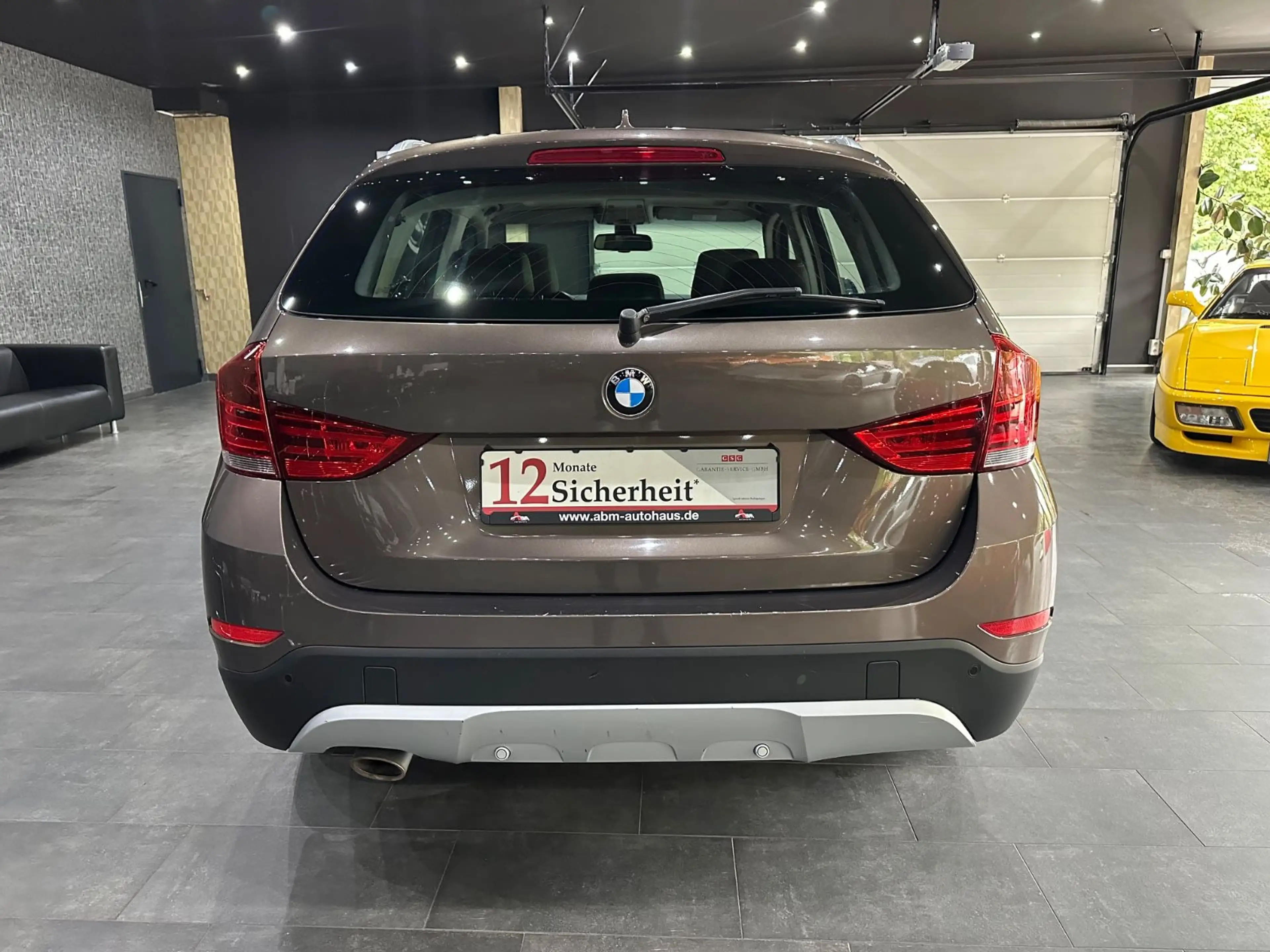 BMW X1 xDrive 18 d / PANORAMA / LEDER / XENON / NAVI — photo 5