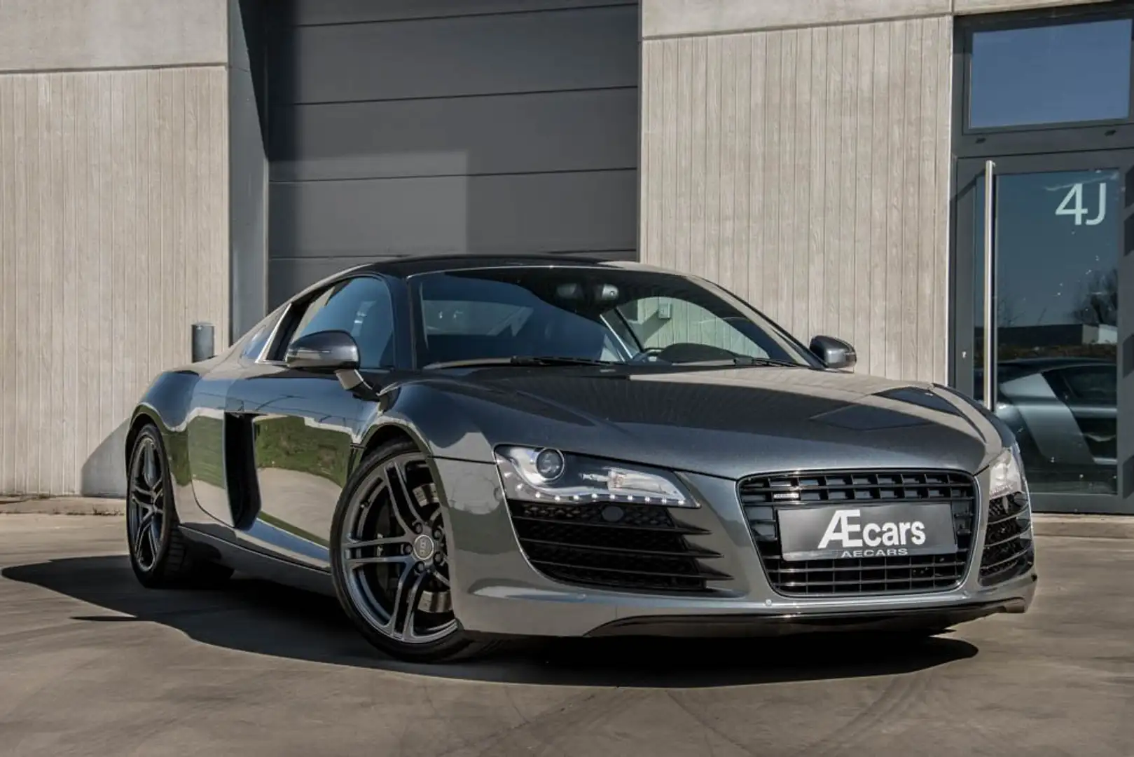 Audi R8 V8 COUPÉ / QUATTRO / B&O SOUND / ONLY 77.000 KM Gris - 1