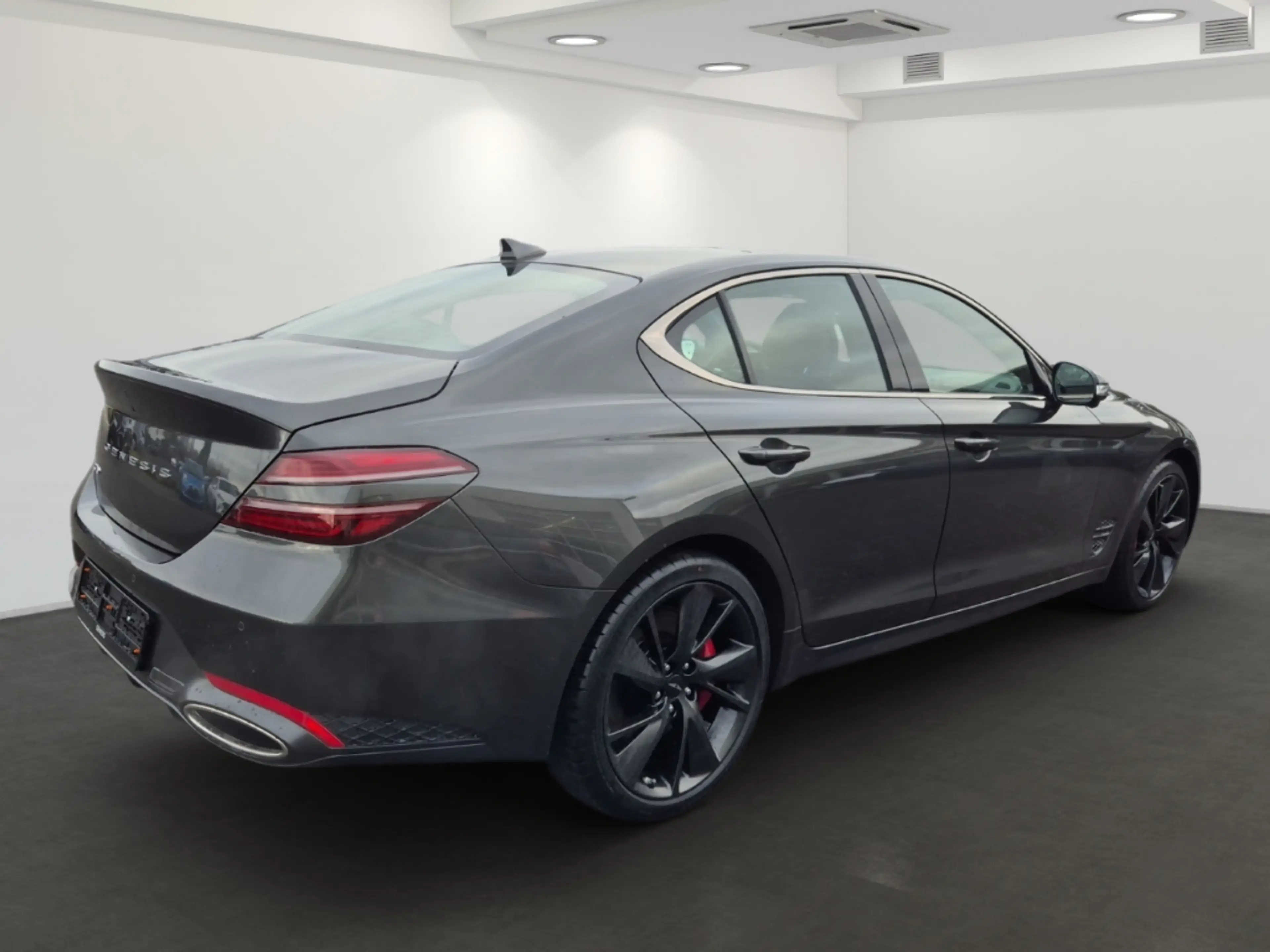 Genesis G70 Sport — photo 3