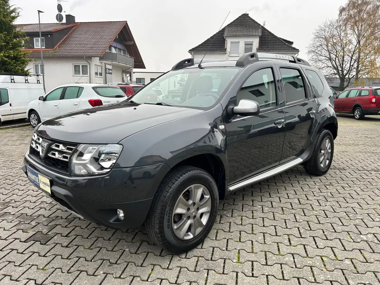 Dacia Duster 1.6 16V Prestige 4WD ( AHK ) Grey - 1