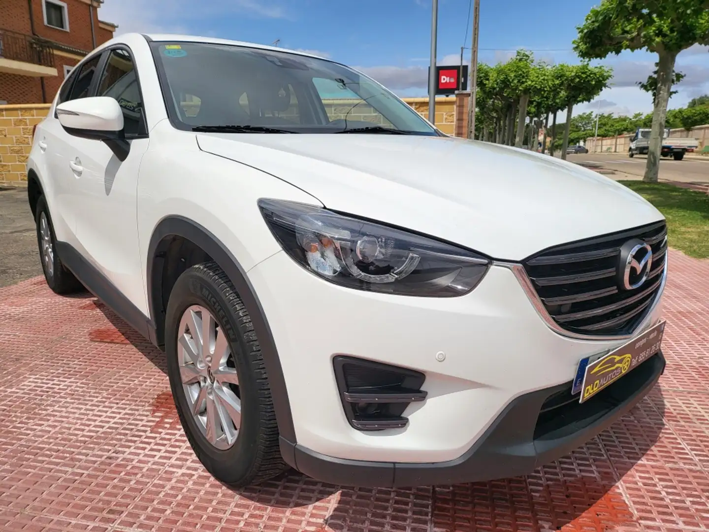 Mazda CX-5 2.2DE Luxury (Navi) 2WD 150 Biały - 2