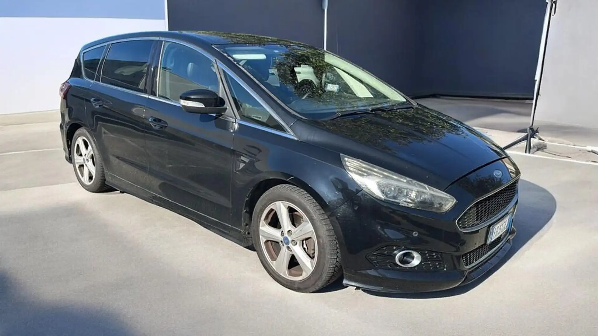 Ford S-Max 2.0 tdci Titanium s&s 150cv powershift Nero - 1