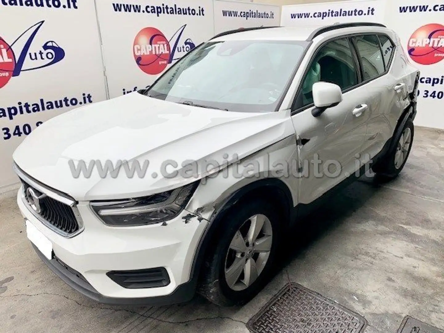 Volvo XC40 2.0 d3 AWD geartronic NETTO 7800 Bianco - 1