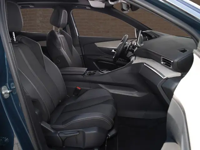 Peugeot 3008 view 8
